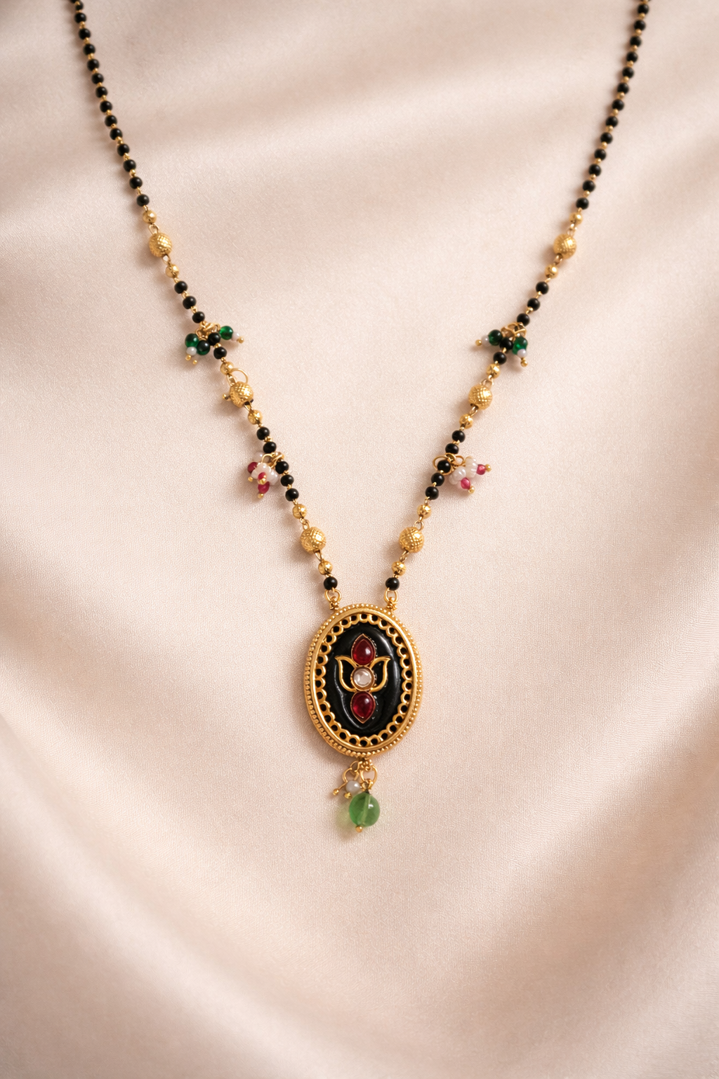 Oval Floral Classic Mangalsutra
