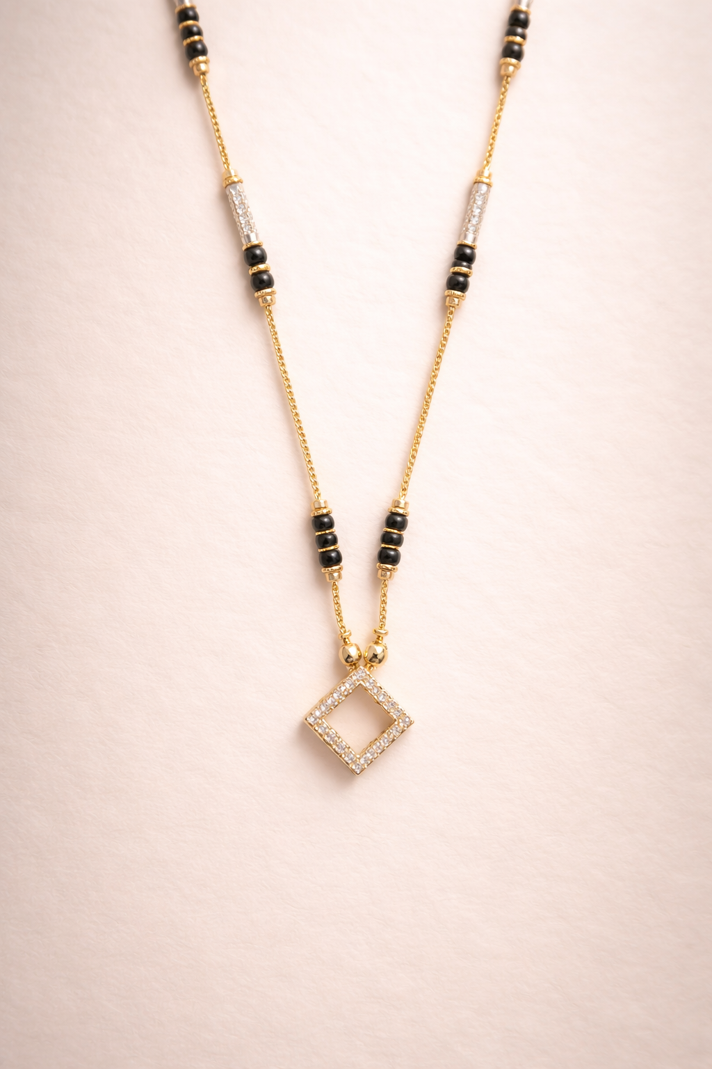 Diamond Square Minimal Mangalsutra