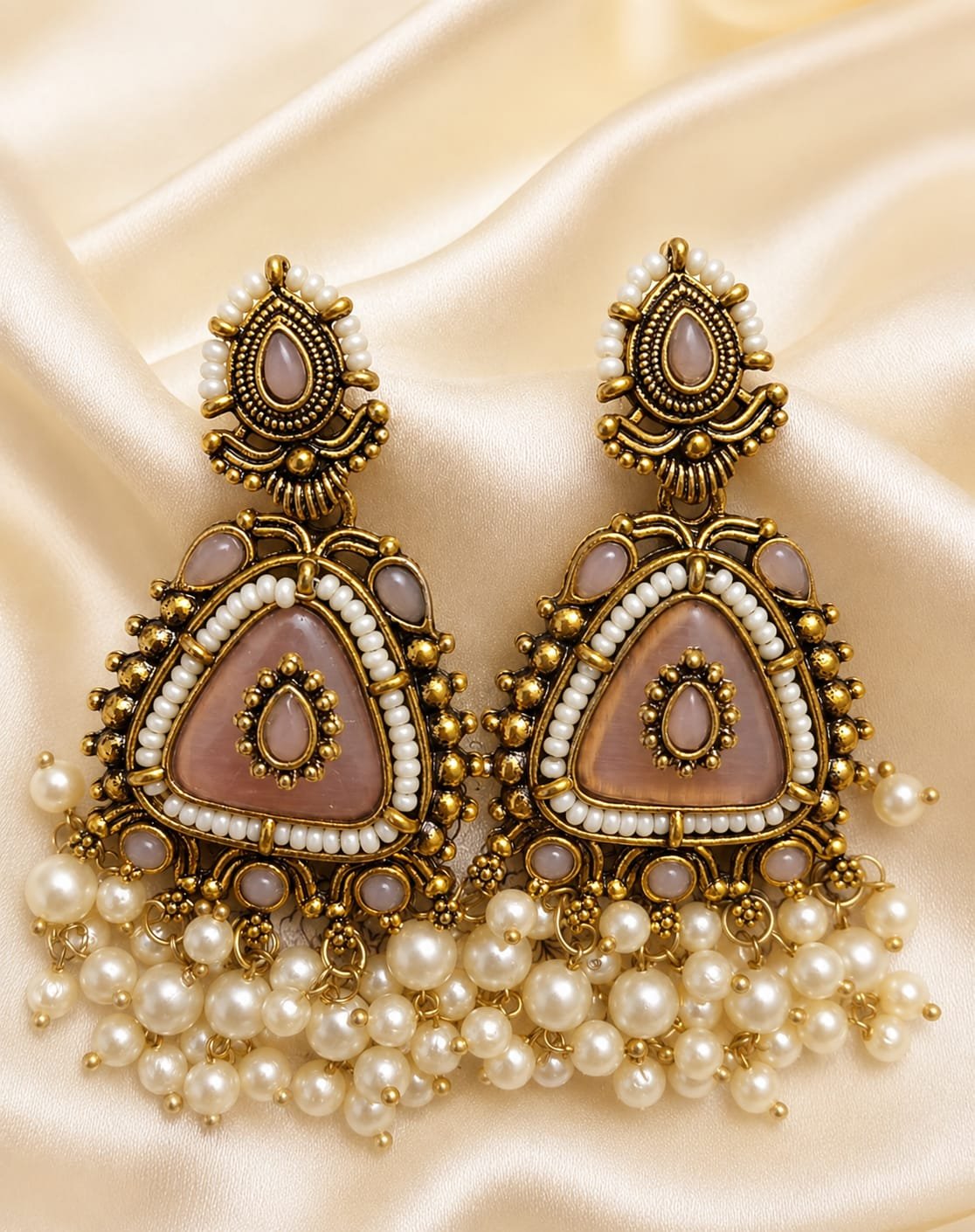 Vintage Mauve Royal Chandbalis