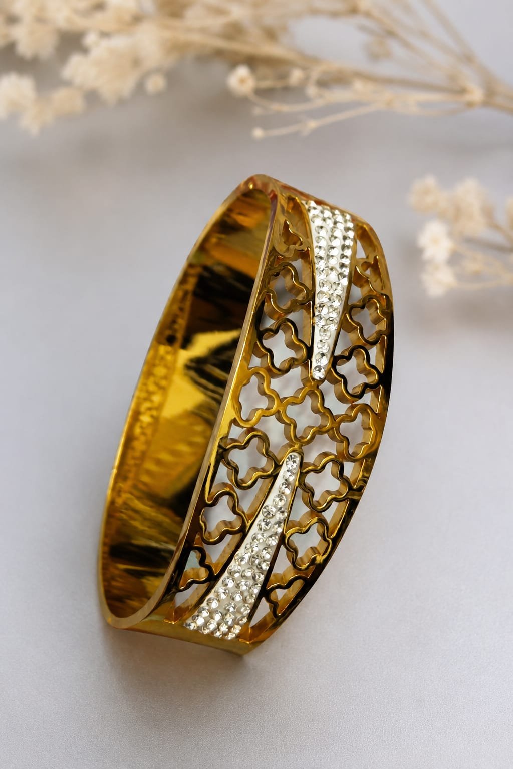 Imperial Clover Filigree Bangle