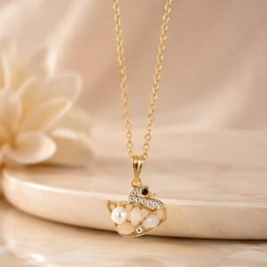 Pure Pearl Swan Pendant